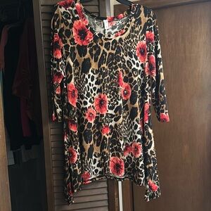 Cute cheetah and floral top